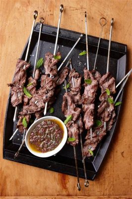  平顶山烤羊肉串香酥 Succulent and Aromatic: A Culinary Journey into Pingdingshan's Grilled Lamb Skewers